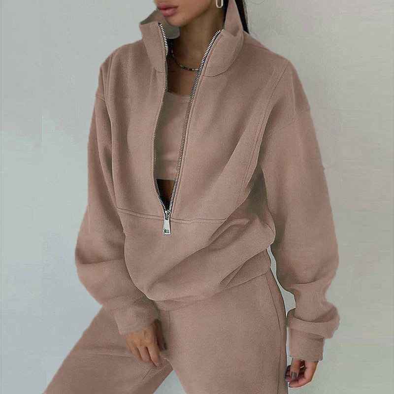 Women's slim fit zip neck sweatshirt and pants 2-piece set in sporty elegant style with stretch fabric