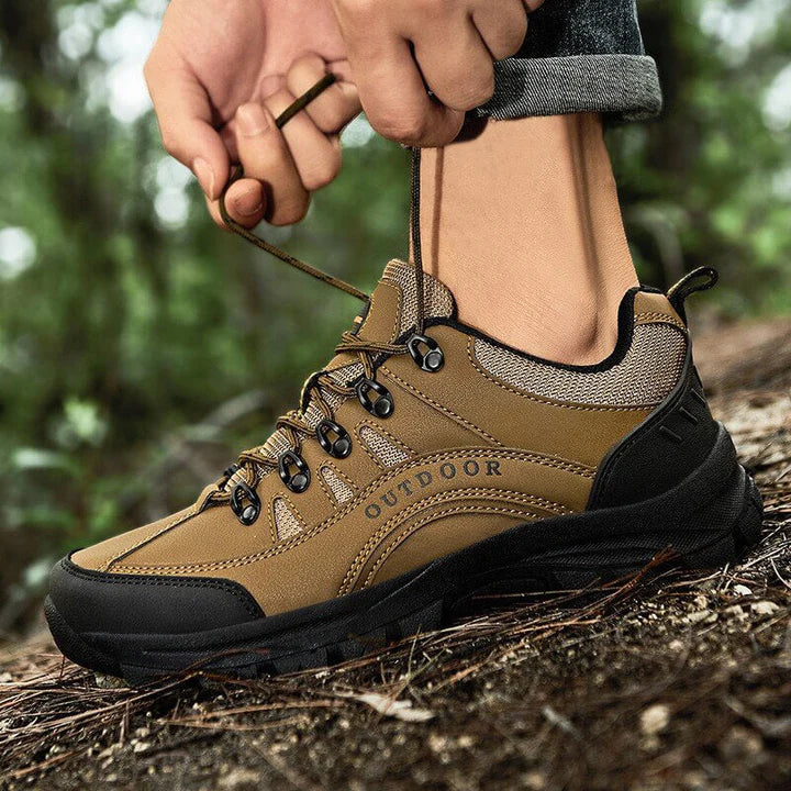 Men's waterproof lace-up walking shoes with cushioned insole for all-day comfort and travel