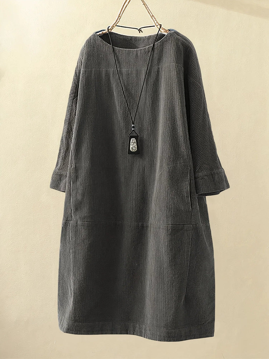Women's sleeveless knee-length breathable summer dress, solid color, light airy silhouette for effortless style