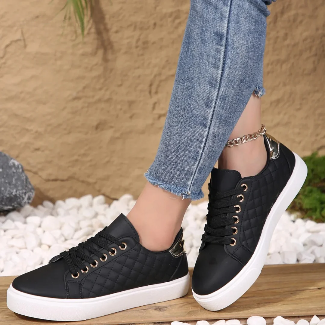 Paige women's breathable quilted lace-up walking shoes with soft textured upper for all-day comfort