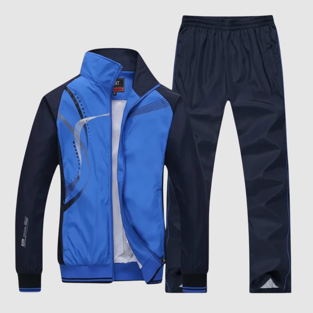 Men's mid-length winter coat with lined layered collar, front button closure and internal zipper
