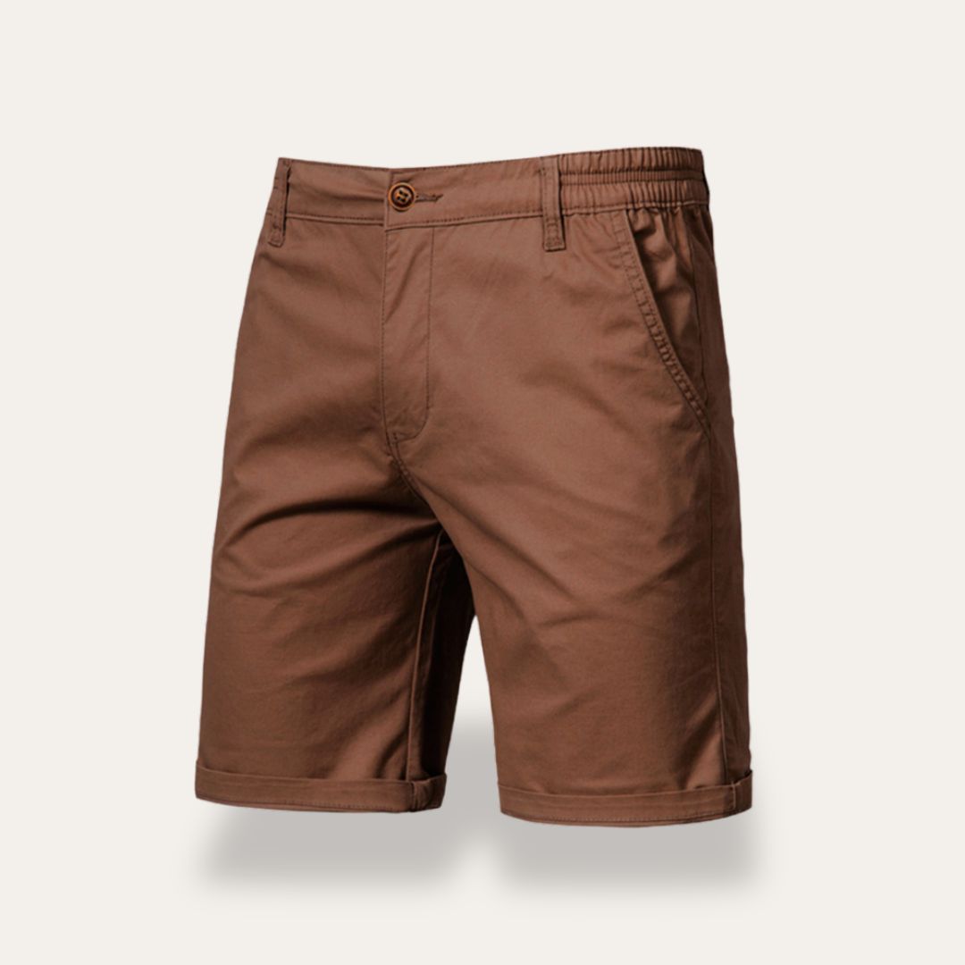 Men's classic fit mid-length cotton shorts in natural fiber with breathable Nordic-inspired casual style