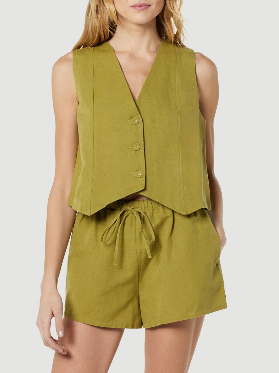 Cotton two-piece set with button-up V-neck top and pocketed shorts, polished everyday style