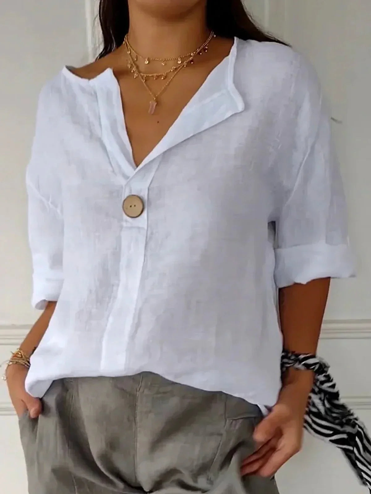 Women's oversized blouse loose fit drop shoulders casual relaxed silhouette everyday comfort