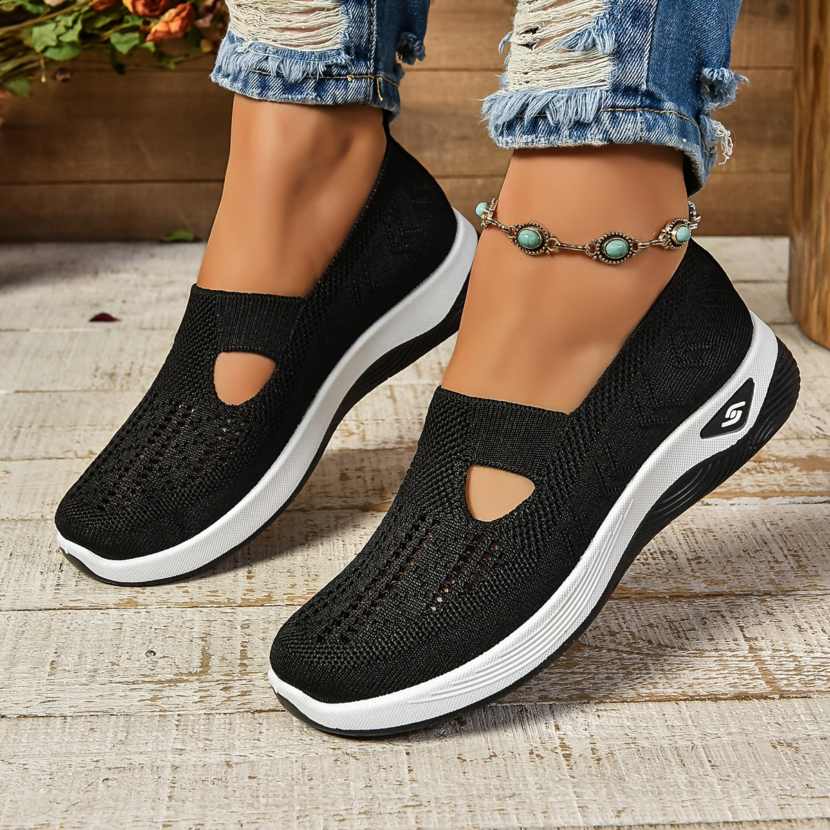 Women's slip-on sneakers breathable knit upper cushioned sole casual style all-day comfort