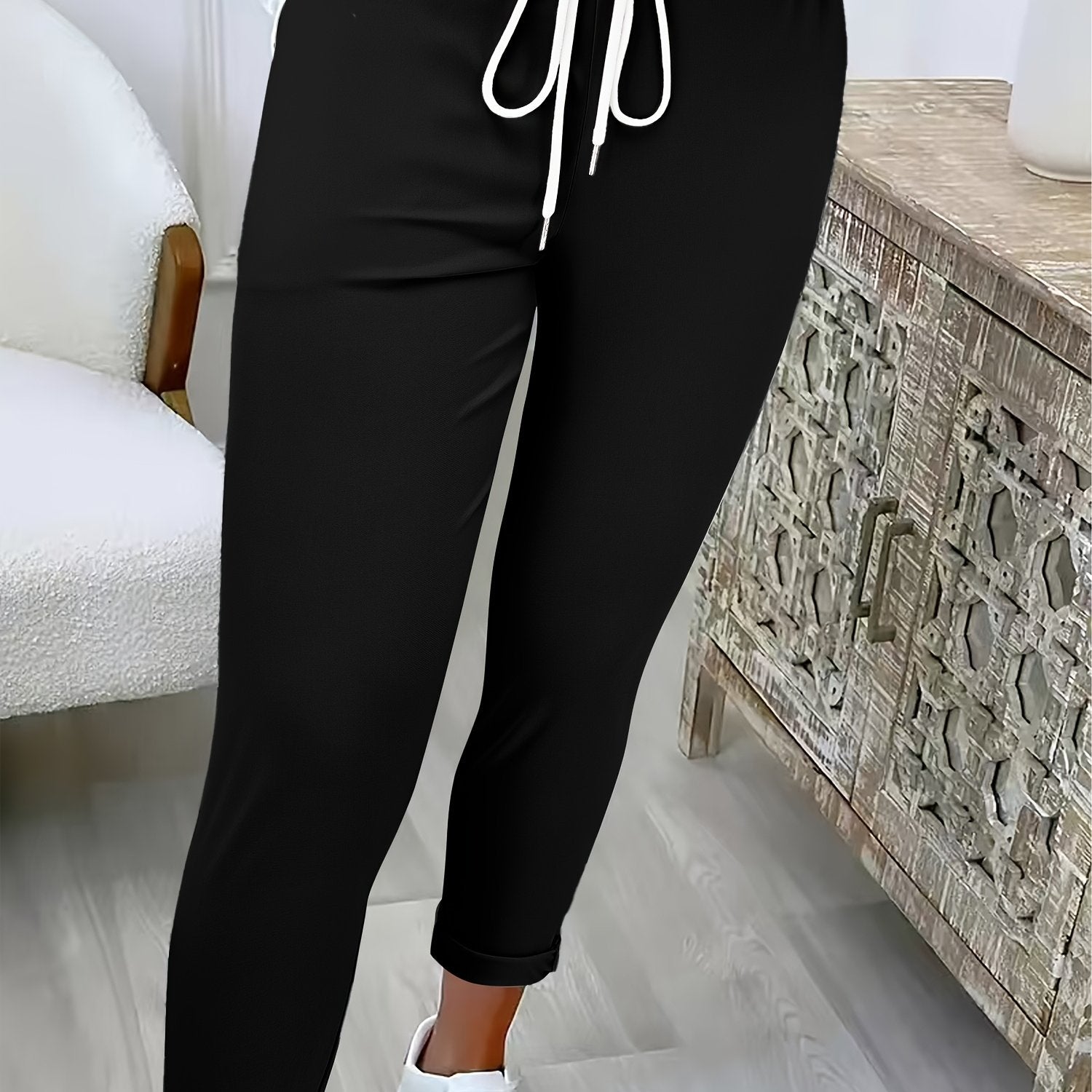Women's relaxed fit joggers with adjustable drawstring waistband for all-day comfort and versatile style