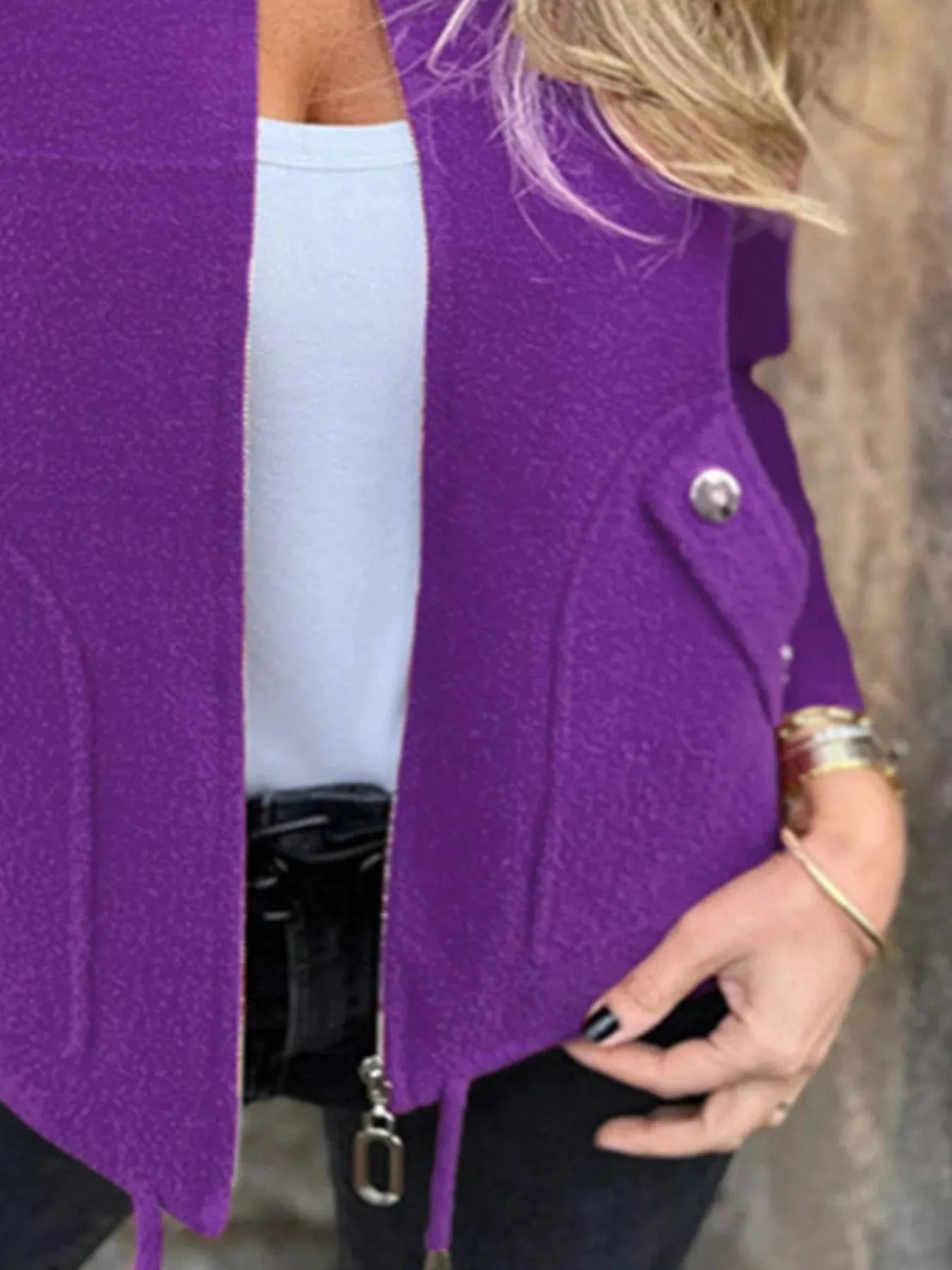 Elegant women's tailored jacket with sleek straight cut for refined everyday style