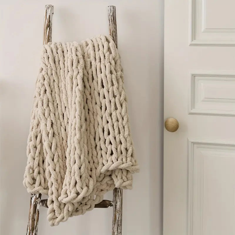 Chunky knit chenille throw blanket ultra-soft handwoven oversized braided cozy home lounger