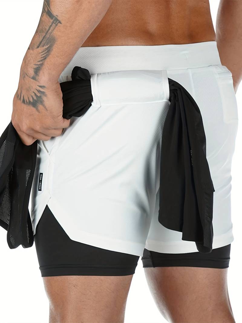 Men's khaki cargo shorts relaxed fit with multiple secure pockets for outdoor everyday wear