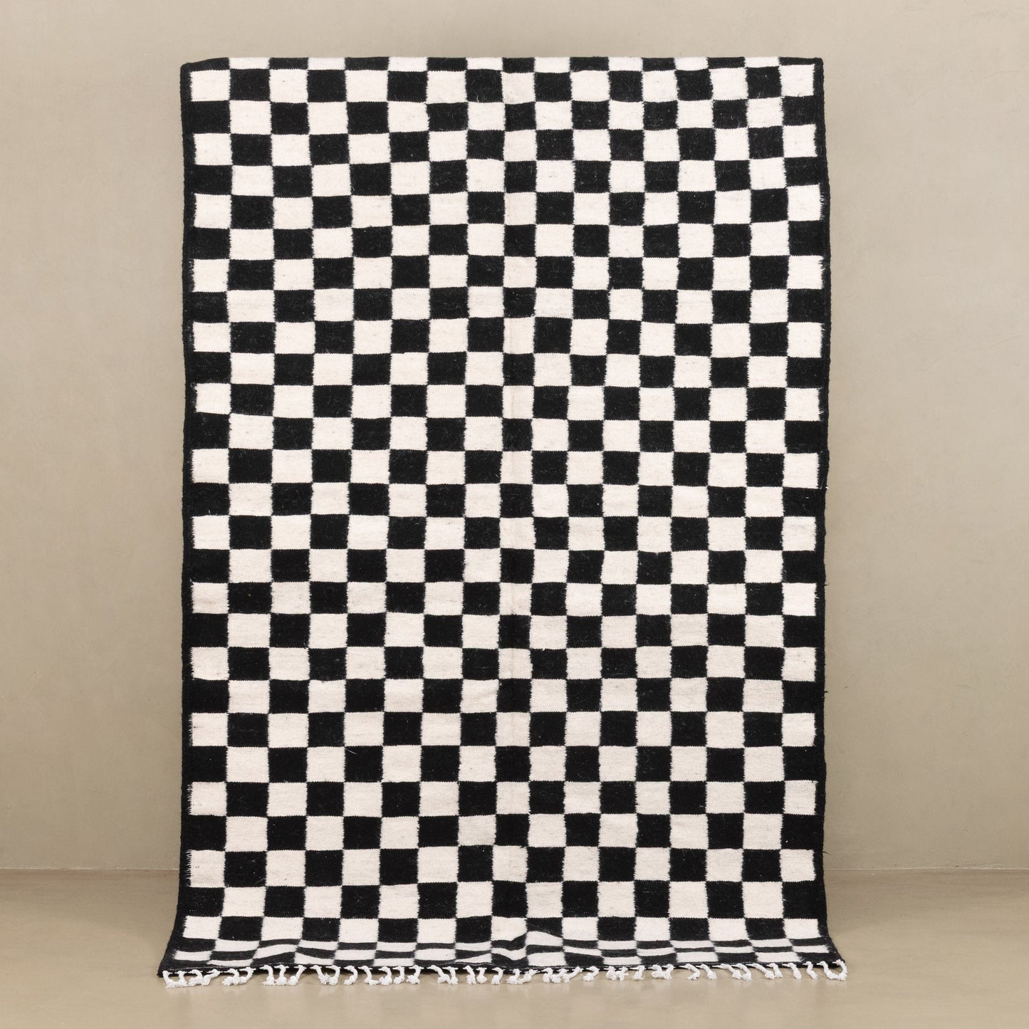 Dama - taznakht kilim rug - Urbann-Vibe