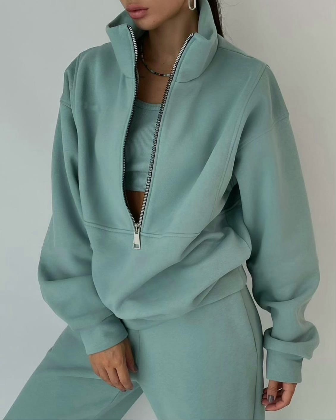 Women's oversized two-piece set slouchy half-zip pullover high-waist joggers casual streetwear