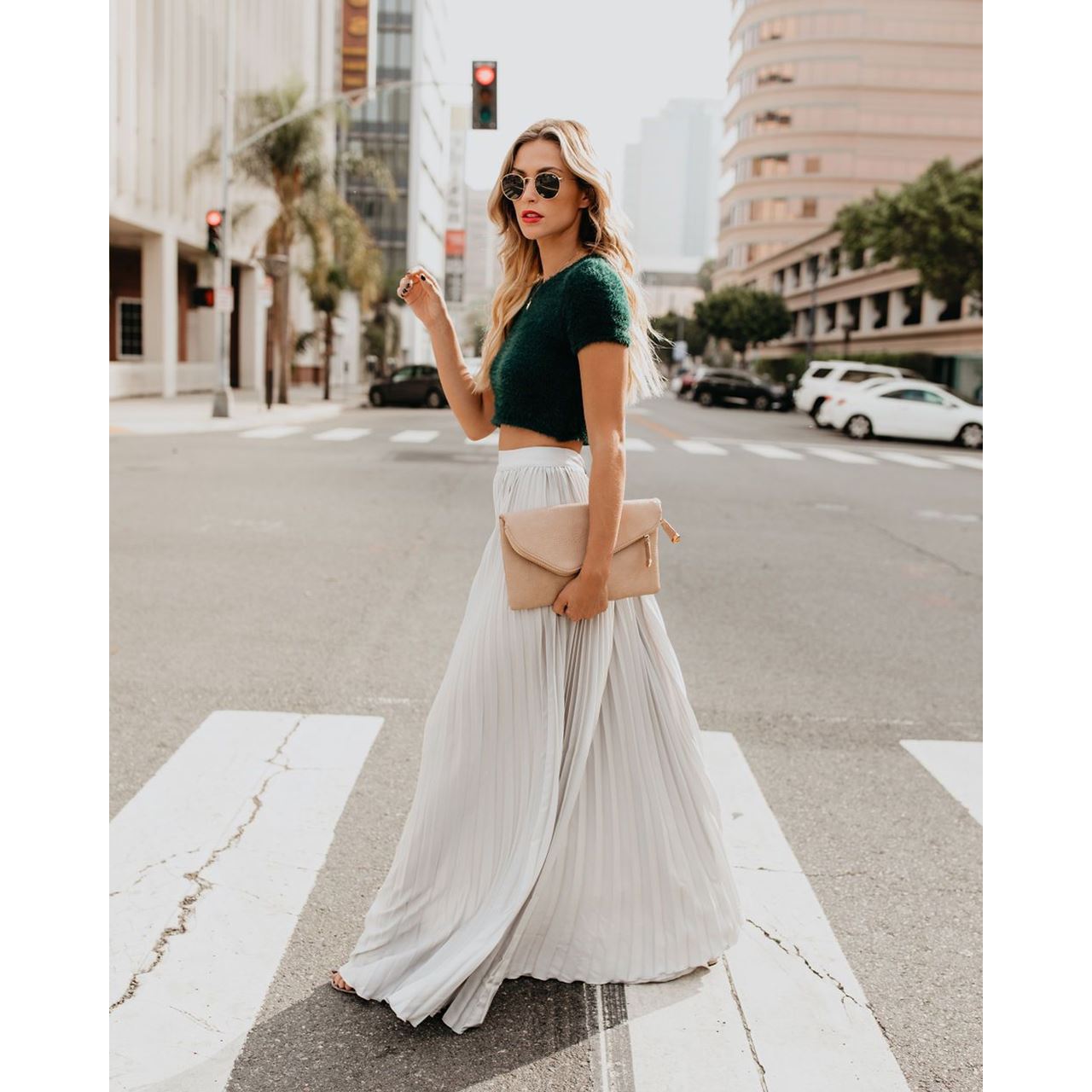 Women's pleated midi skirt flowing silhouette elastic waistband office-to-evening chic essential