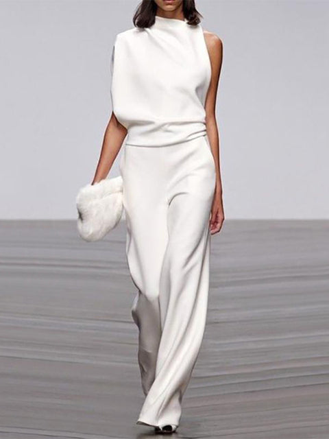Women's sleeveless wide-leg jumpsuit with round neck in elegant solid color for all occasions