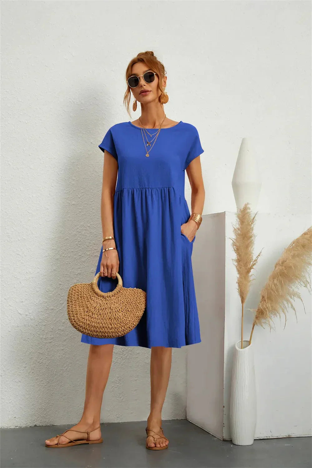 Sol elegant women's formal dress flattering silhouette timeless design in classic style