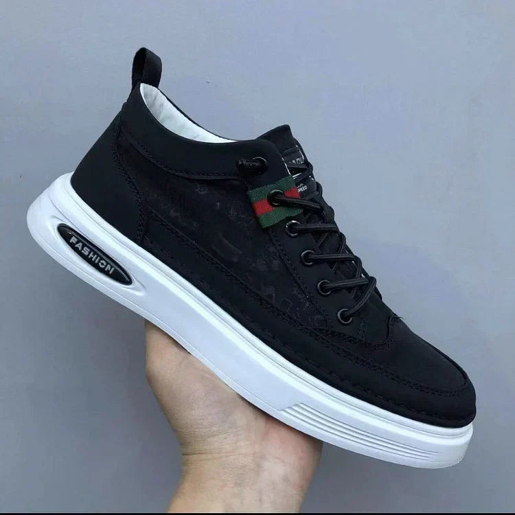 Men's low-cut synthetic leather sneakers comfort fit lace-up with shock absorbing outsole