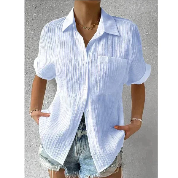 Women's relaxed fit button-front short sleeve shirt light breathable fabric with chest pocket