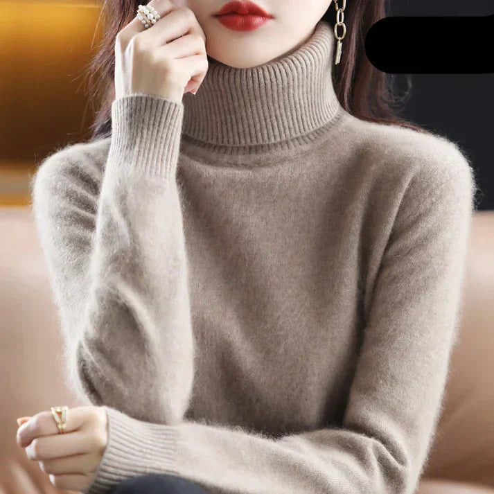 Women's cashmere turtleneck sweater in classic knit with refined silhouette and luxurious soft warmth