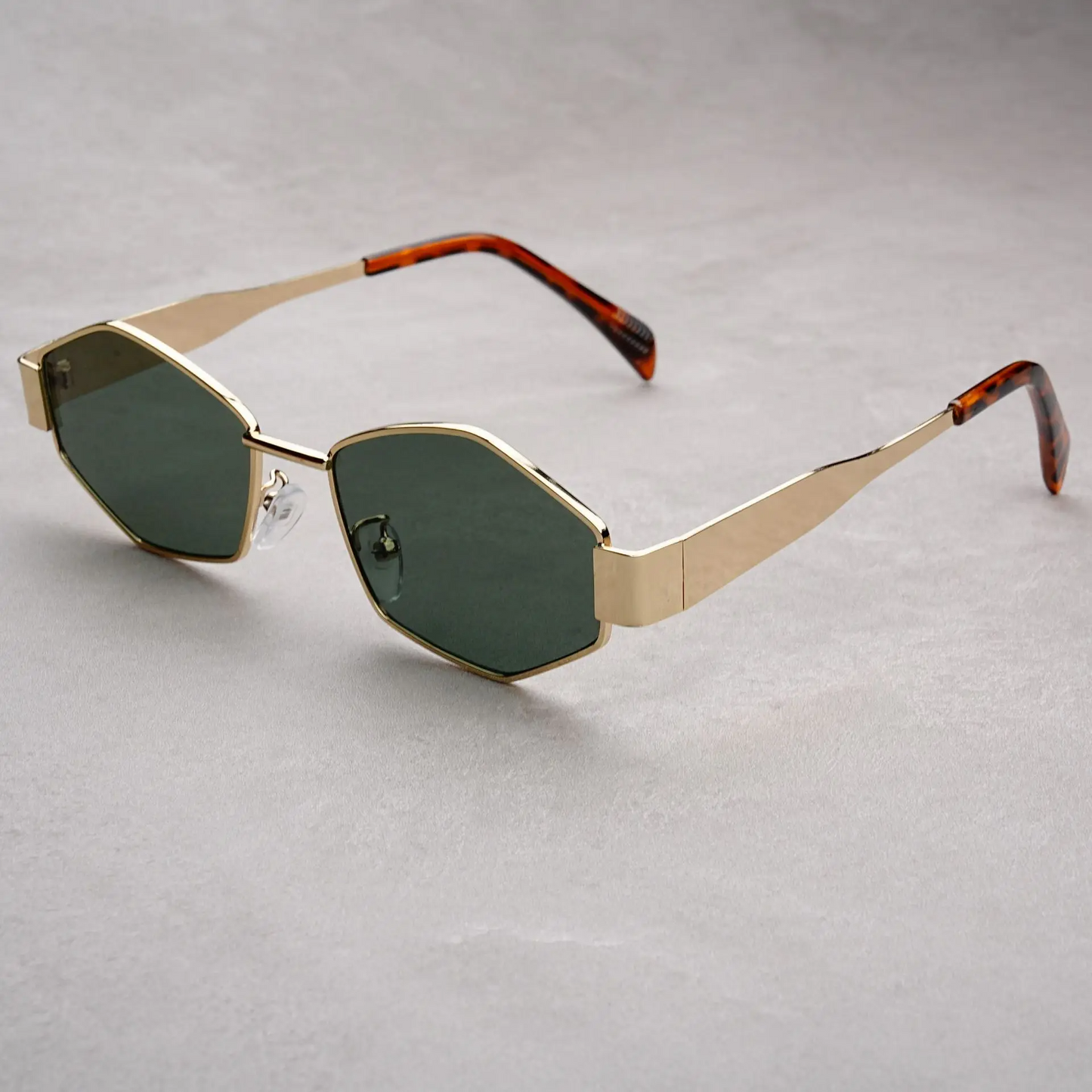 Icon hexagonal sunglasses gold frame UV400 scratch resistant lenses vintage geometric bold style