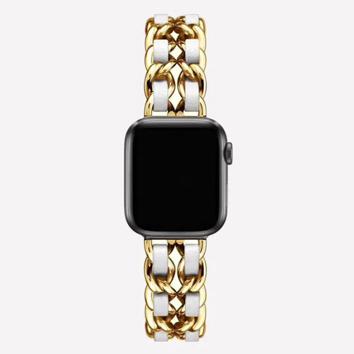 Bold silver chain-link Apple Watch band high-gloss jewelry-grade metal for fashion-forward women