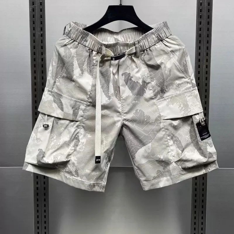 Camo cargo shorts water-resistant fabric oversized patch pockets adjustable drawstring urban style