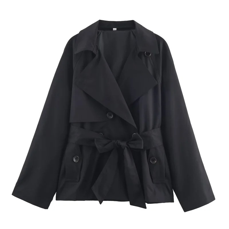 Women's short double-breasted trench coat in classic British style with tailored silhouette for work and weekend