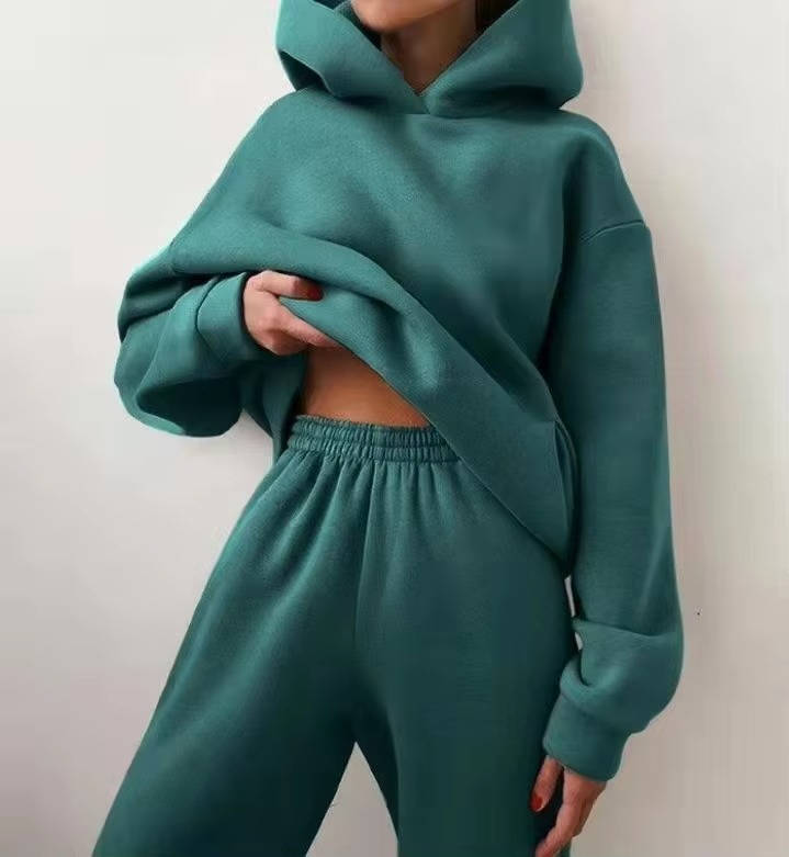 Women's oversized jogger set soft warm hoodie relaxed chic silhouette durable shape retention