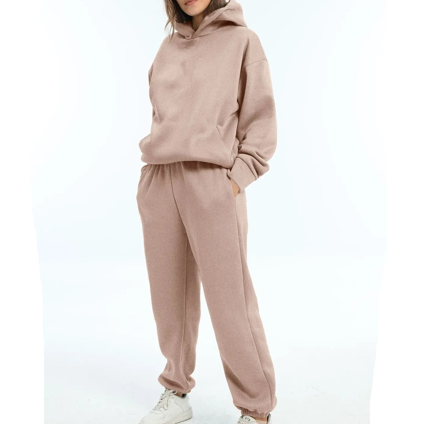 Women's oversized jogger set soft warm hoodie matching lounge two-piece chic relaxed silhouette