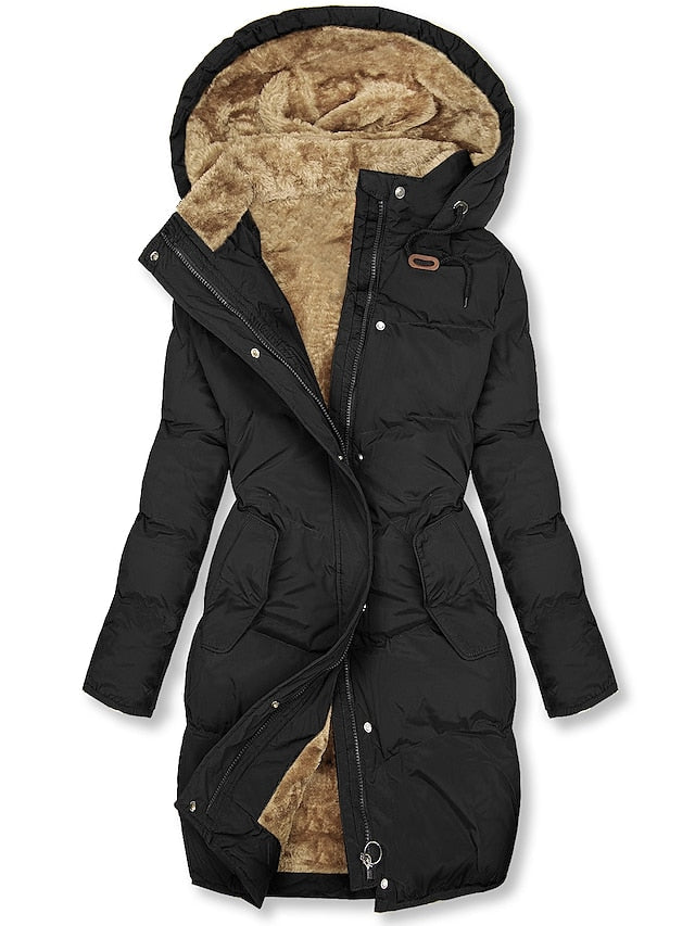 Women's premium insulated jacket in elegant style with durable fabric for warmth and comfort