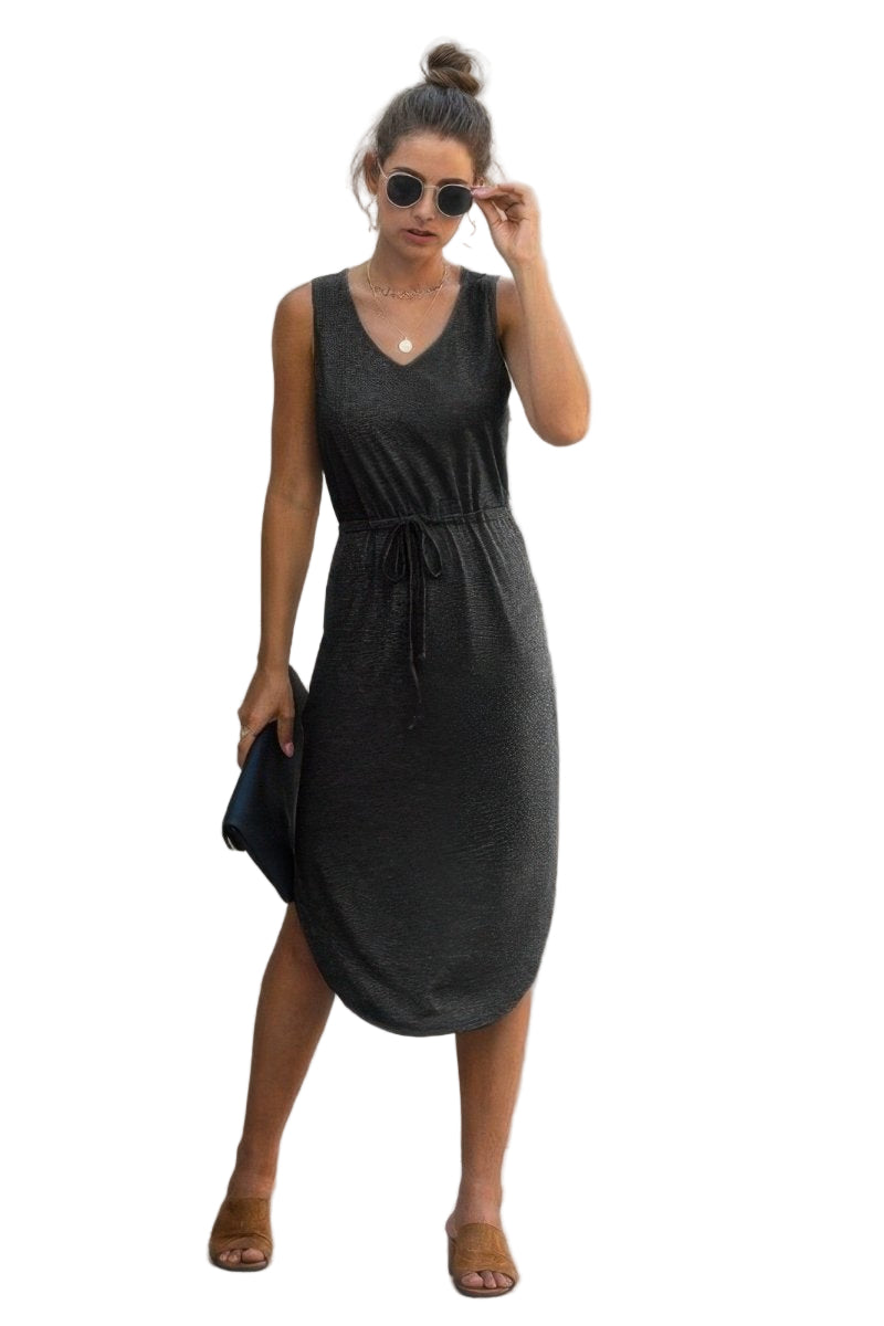 Ruched bodycon dress with sweetheart neckline, adjustable straps, elegant curve-enhancing silhouette for women