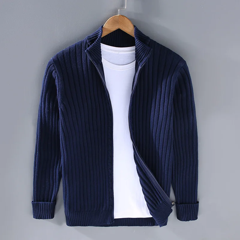 Finn men's cotton zip-up vest in casual fit with streamlined front zipper closure