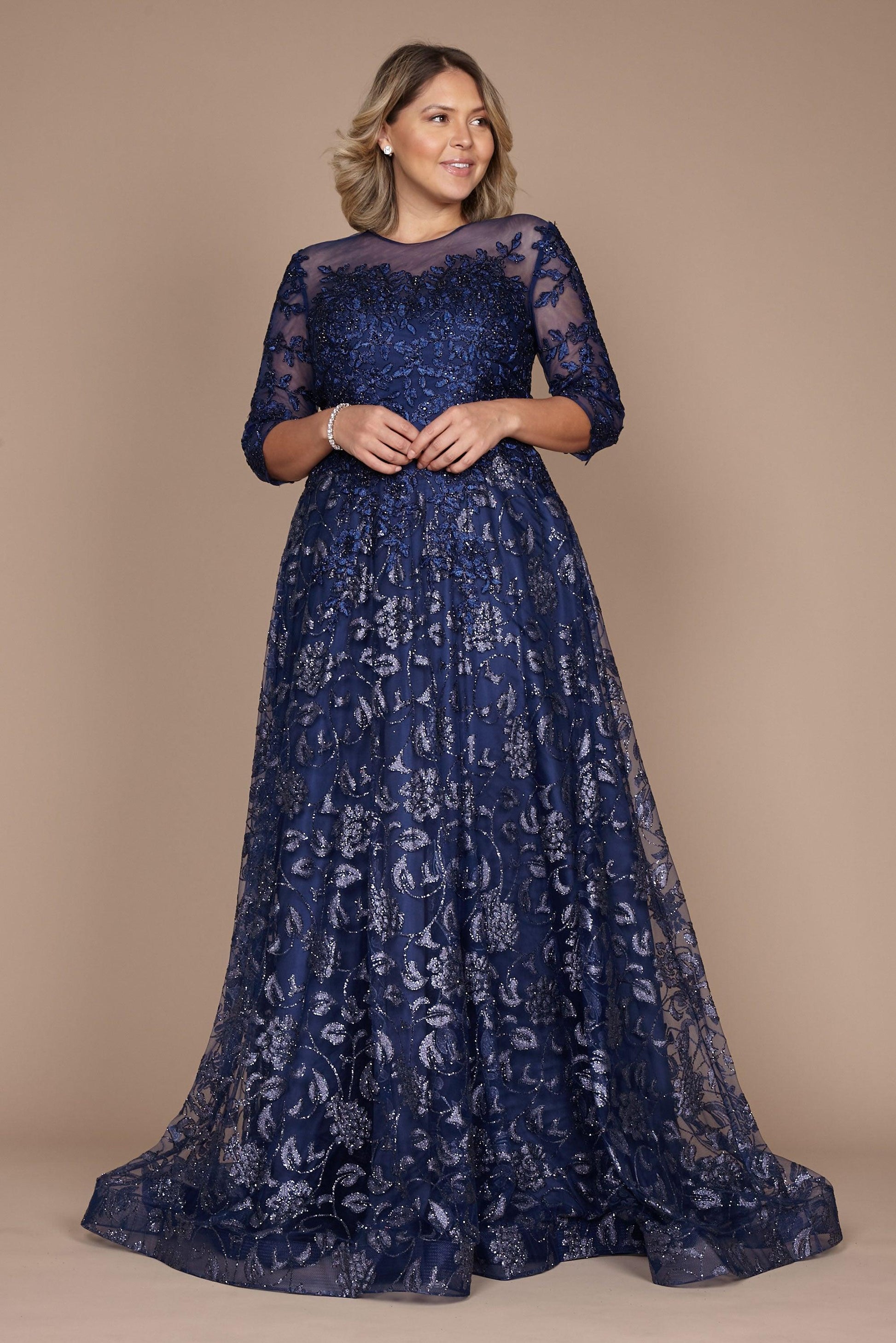 Champagne A-line mother of bride lace evening dress with glitter embroidery and 3/4 sleeves