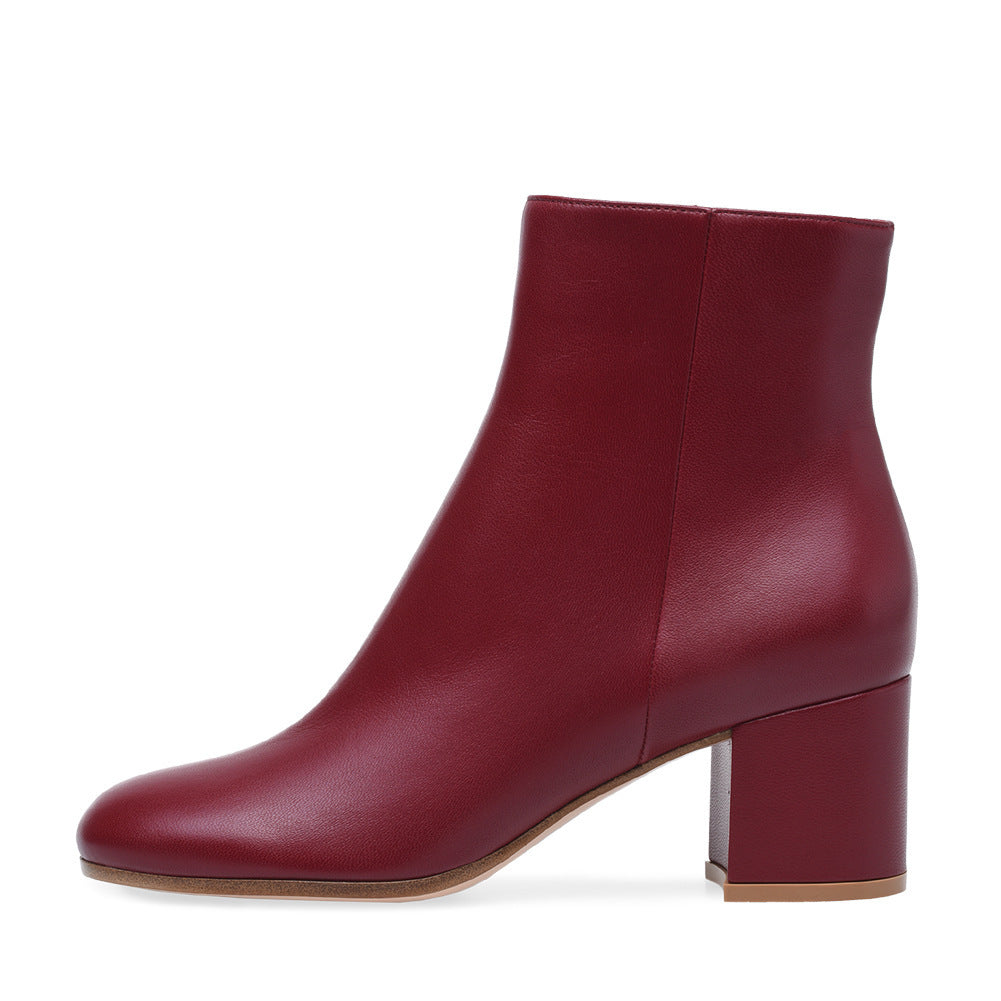 Women's block heel shoes round toe mid-heel silhouette versatile everyday comfort lightweight design