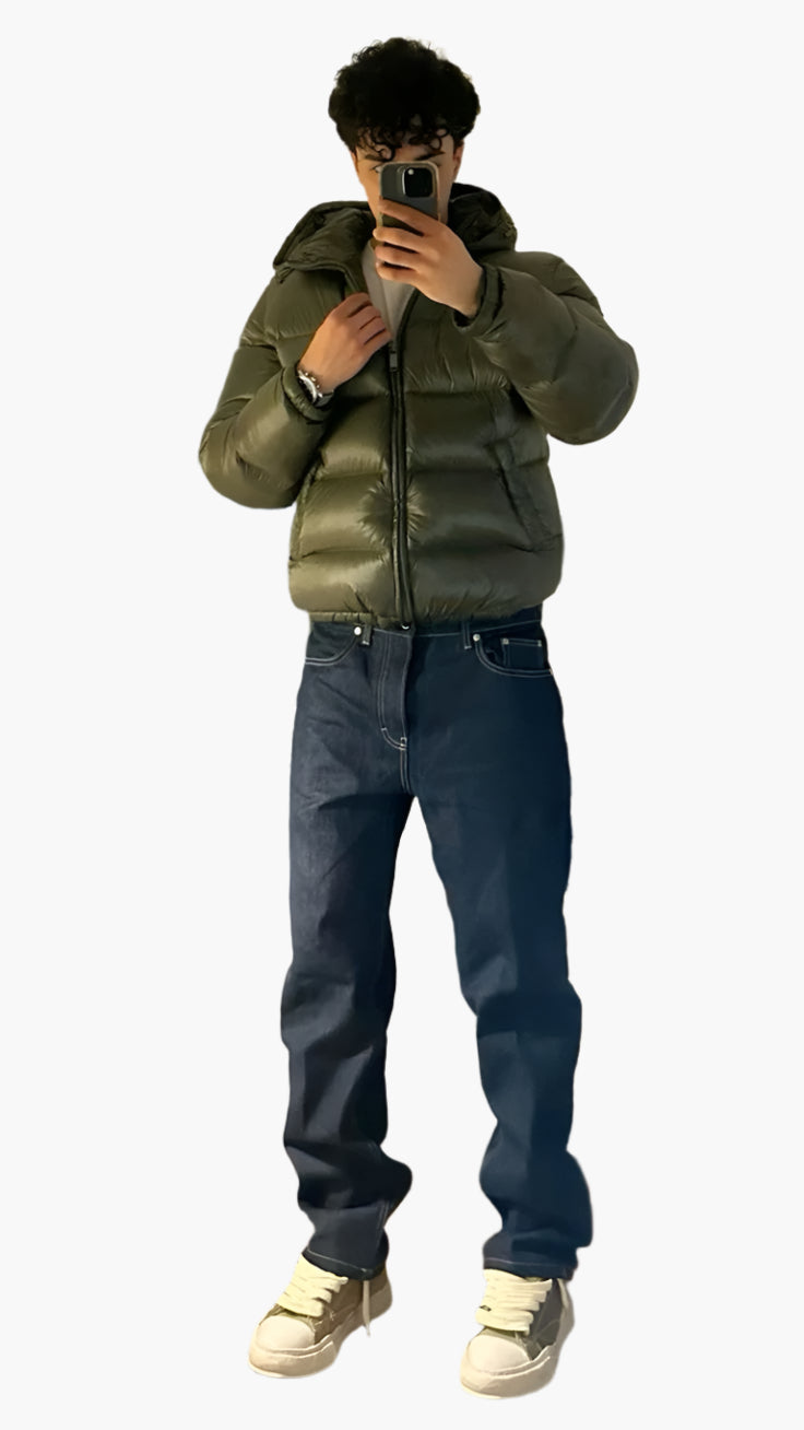 Men's padded hooded puffer jacket with zipper closure, insulated winter coat for warmth and style