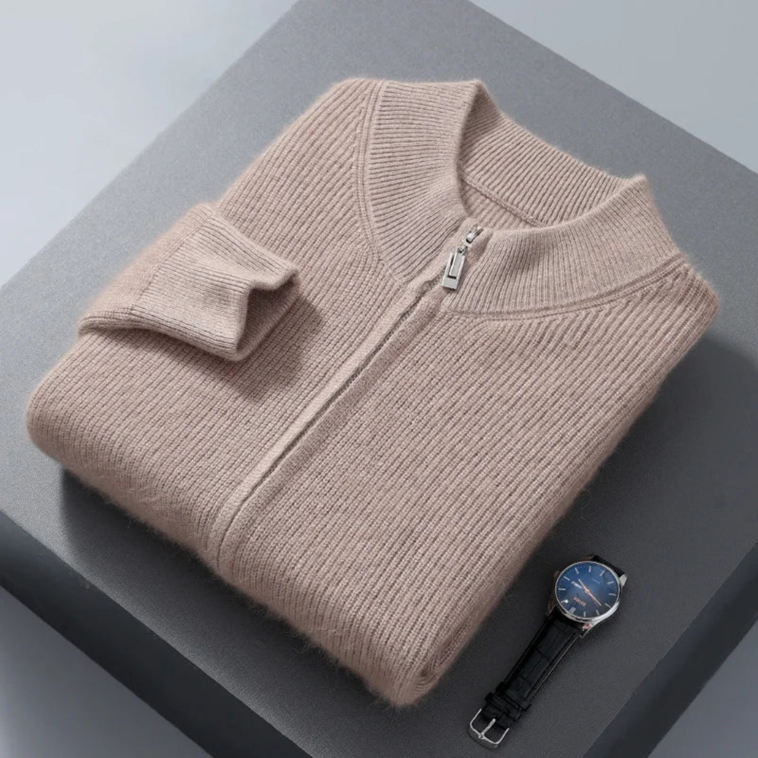 Unisex pure wool sweater with full-length zipper and relaxed raglan sleeves for everyday elegance