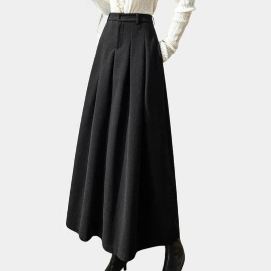 Women's elegant midi skirt classic fit versatile navy polished silhouette for work and evening wear