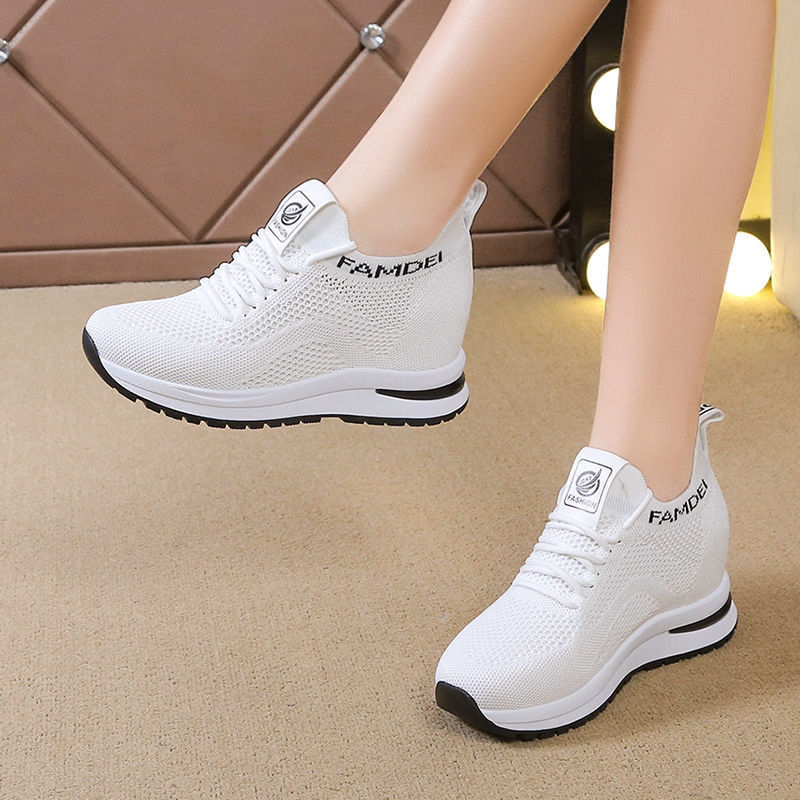 Women's Zohra slip-on sneakers laceless minimalist design lightweight ergonomic comfort everyday style