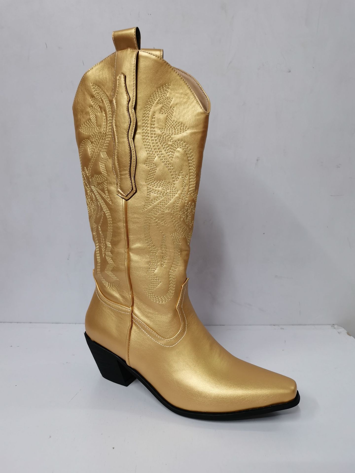 Women's embroidered pointed toe western boots thick heel rivet detail vintage solid color