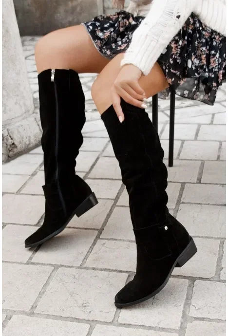Women's black knee-high boots retro-style low heel versatile silhouette for dress skirt or jeans