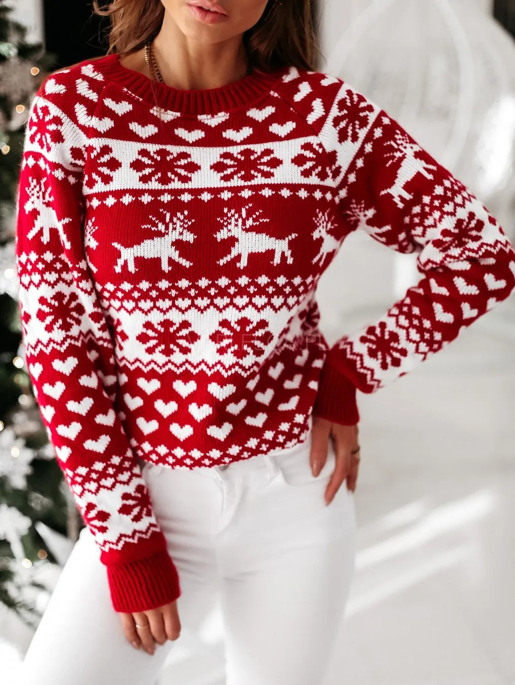 Lilac women's knitted Christmas sweater, cozy holiday knitwear with soft acrylic-cotton blend texture