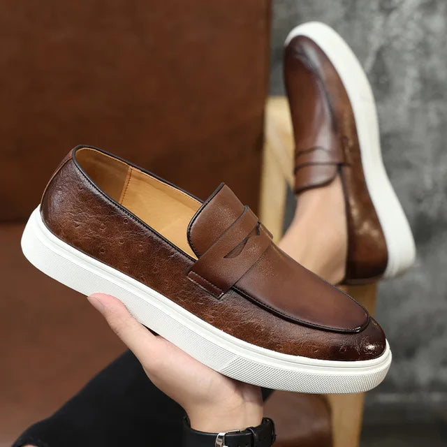 Women's classic black elegant loafers with timeless silhouette for professional daily comfort