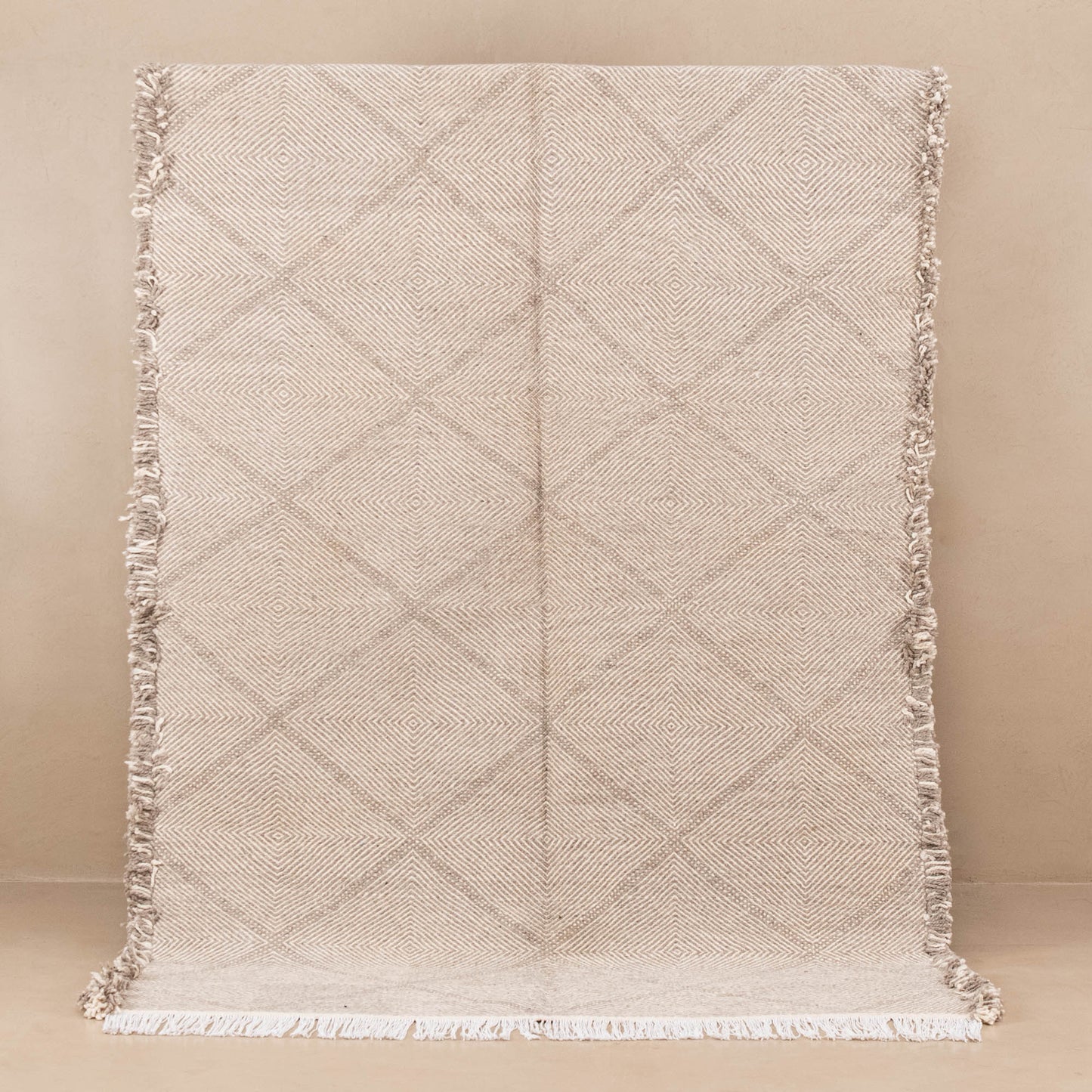 Farhat - taznakht kilim rug - Urbann-Vibe
