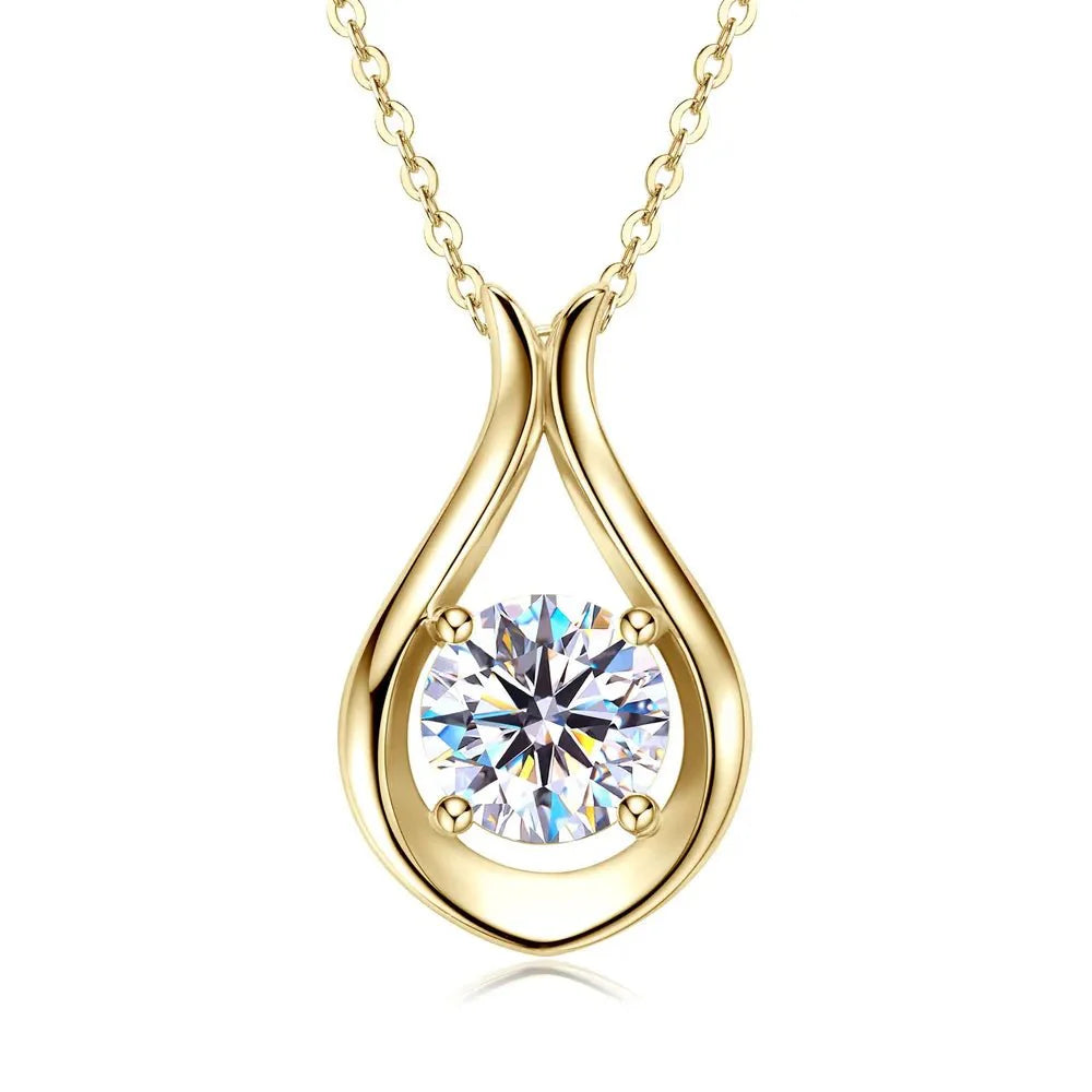 2-carat D color moissanite pendant necklace 18K gold-plated sterling silver luxurious gift