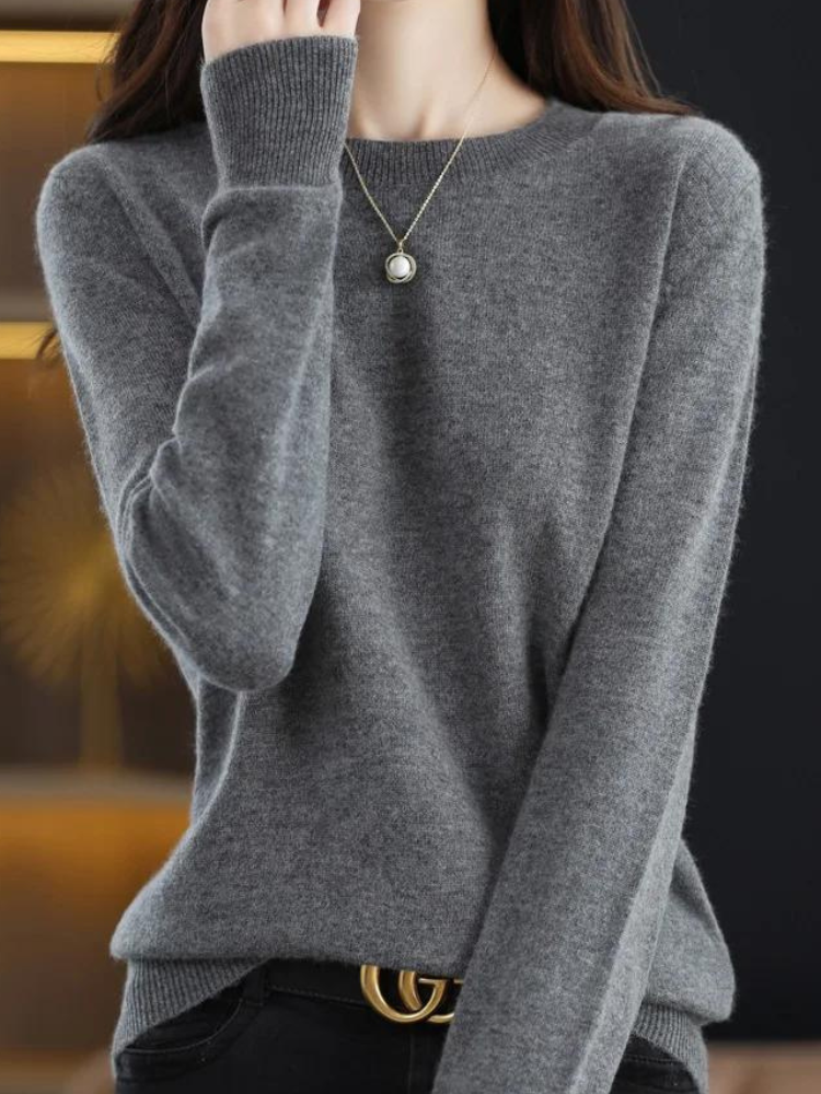 Women's Daina classic wool sweater breathable cozy knit timeless everyday comfort all-season layer