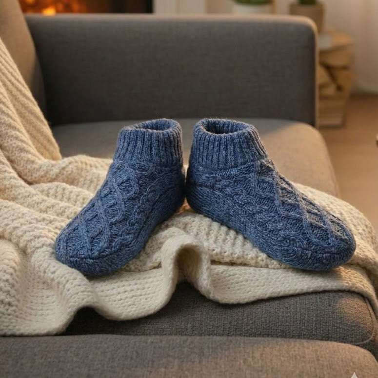 Unisex fleece floor socks gray non-slip soft sole indoor slippers cozy winter warmth