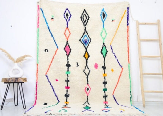 Badis Moroccan Rug 5'5" x 8'2" - Urbann-Vibe