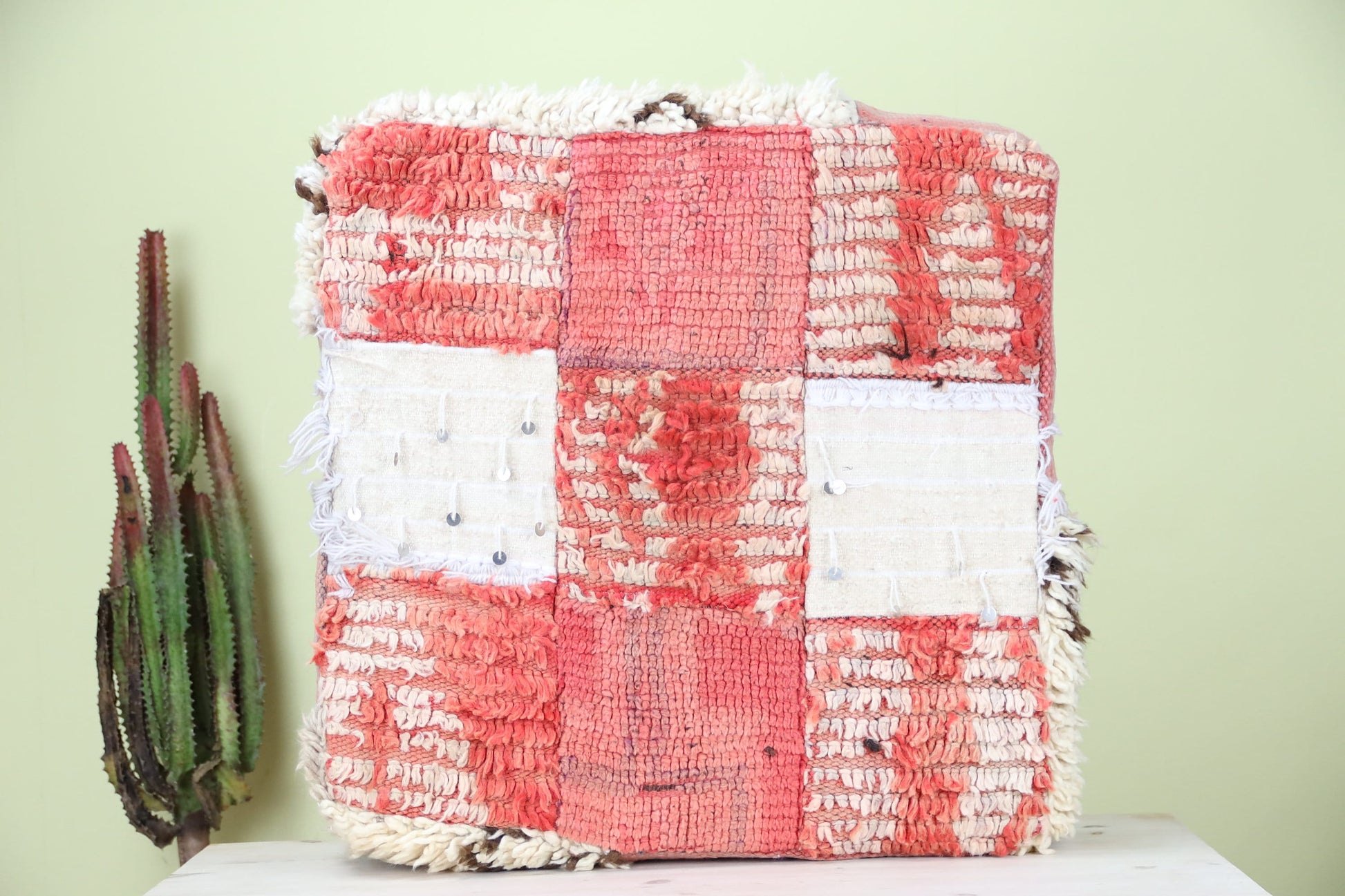 Kenza Moroccan Pouf - Urbann-Vibe