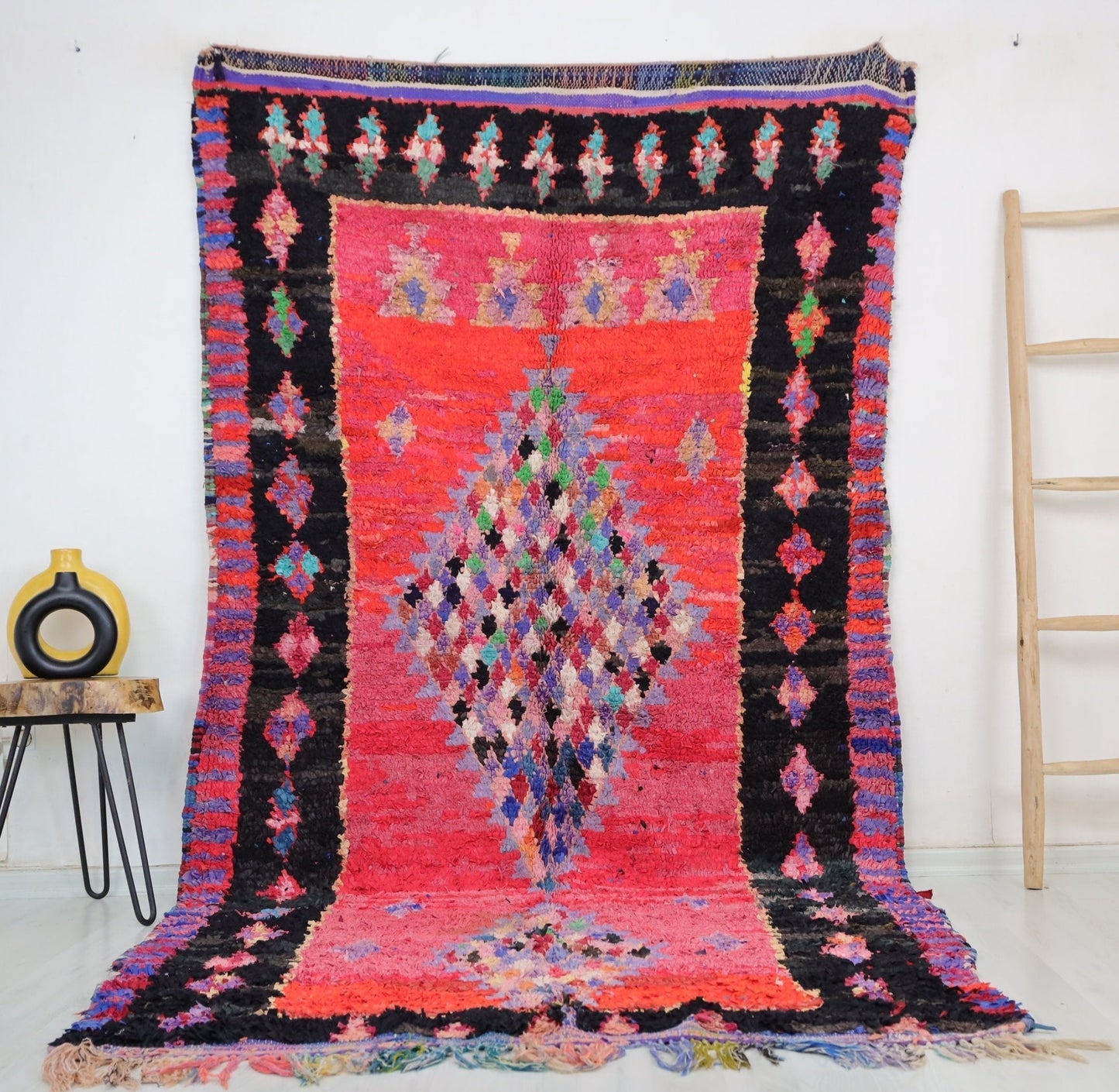 Ugahi Moroccan Rug 5'1" x 9'5" - Urbann-Vibe