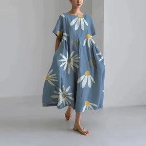 Women's relaxed floral print summer dress bold all-over motif breezy loose silhouette everyday comfort
