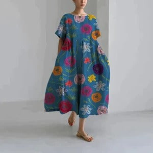 Women's relaxed floral print summer dress with bold all-over motif for breezy everyday comfort