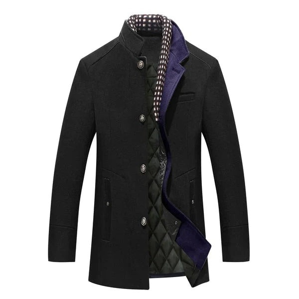 Men's structured mid-thigh coat with quilted lining, modern city fit, wind-resistant finish